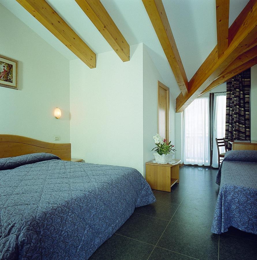 Hotel Al Plan Andalo Zimmer foto